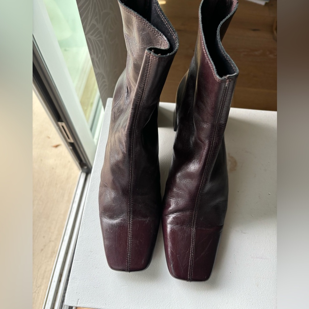 Mango leather booties in a deep wine color. Size 39